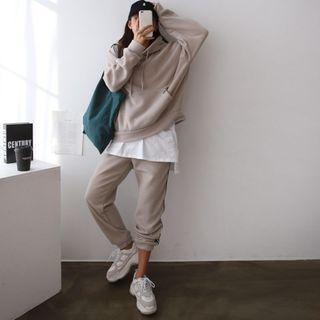 Set: Hooded Sweatshirt + Pipe-trim Jogger Pants