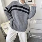Contrast-trim Round-neck Sweater