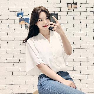 Flutter-sleeve Crepe Blouse