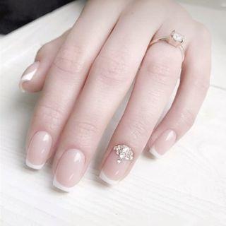 Rhinestone Nail Tips