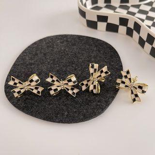 Bow Checker Alloy Earring