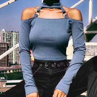 Cold-shoulder Buckled Ribbed T-shirt