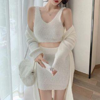 Ribbed Knit Tank Top / Pencil Skirt / Cardigan