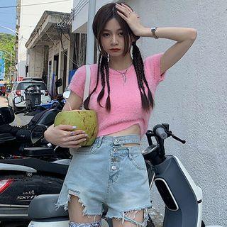 Short-sleeve Plain Copped Top / Single Breasted Ripped Cutout Denim Shorts