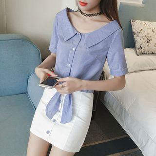 Set: Striped Short-sleeve Shirt + Buttoned Mini Skirt