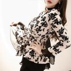 V-neck Lace-trim A-line Top