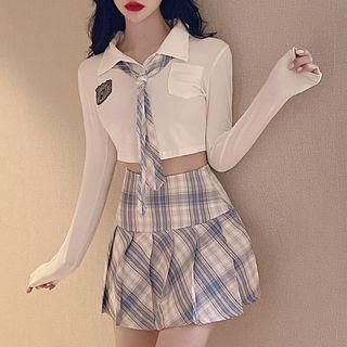 Set: Cropped T-shirt + Plaid Pleated Skirt