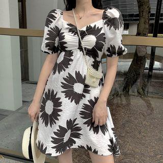 Short-sleeve Flower Printed A-line Dress