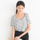 Short-sleeve Striped Pocket-front T-shirt