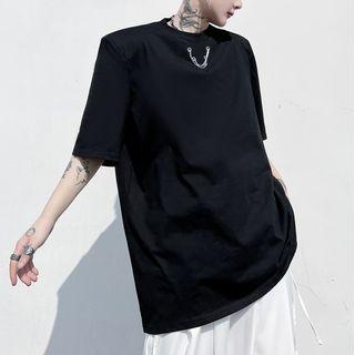 Elbow-sleeve Chain Accent T-shirt