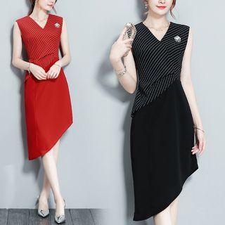 Sleeveless V-neck Striped Asymmetric Dress