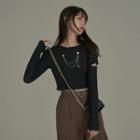 Long-sleeve Cutout Chained T-shirt