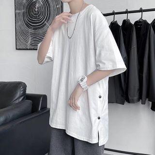 Elbow-sleeve Button-accent T-shirt / Sweatshorts