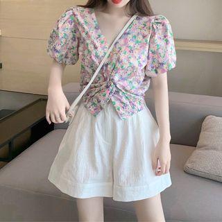 Set: Floral V-neck Blouse + Shorts