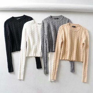 Long-sleeve Cropped Cable Knit Top