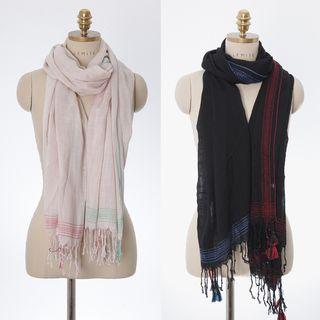 Fringed Pattern Scarf