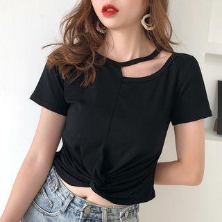 Short-sleeve Cutout Twisted T-shirt