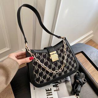 Quilted Chain Crossbody Bag Black - One Size