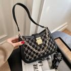 Quilted Chain Crossbody Bag Black - One Size
