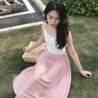Plain Camisole Top / Pleated Midi Skirt