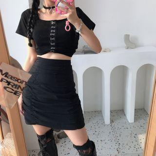 Square Neck Plain Short-sleeve Blouse Black - One Size