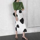 Plain Knit Short-sleeve Top / Print High-waist Skirt