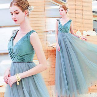 Sleeveless Embellished Mesh A-line Evening Gown
