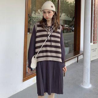 Striped Sweater Vest / Long-sleeve Plain Mini Dress