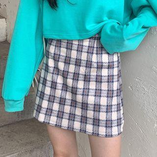 Angel Print Pullover / Mini A-line Plaid Skirt