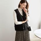 Seam-trim Button-up Knit Vest