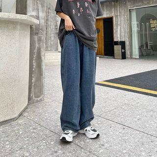 Mid Waist Washed Loose Fit Jeans