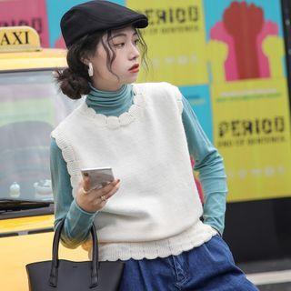 Scalloped Sweater Vest White - One Size