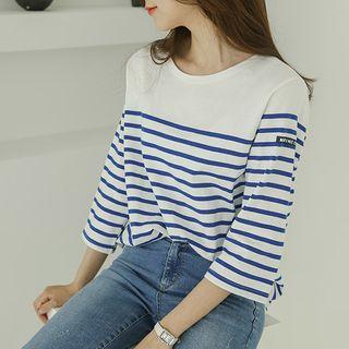 Letter-detail 3/4-sleeve Stripe T-shirt