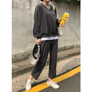 Set: V-neck Layered-hem Sweatshirt + Sweatpants