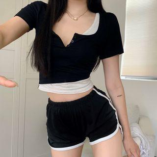 Short-sleeve Henley Top / Contrast Trim Shorts