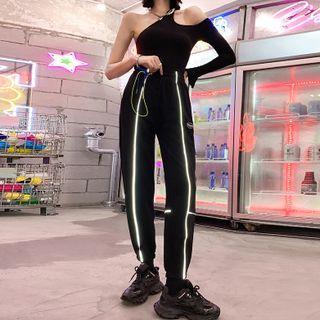 Set: Cold Shoulder T-shirt + Sweatpants