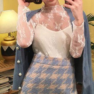 Floral Embroidered Long-sleeve Crop Top