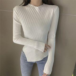 Long-sleeve Mock-turtleneck Knit Top