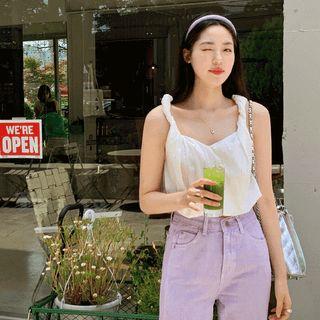 Twisted Sleeveless Band-hem Top