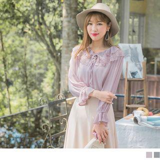 Lace Trim Ruffled Collar Top
