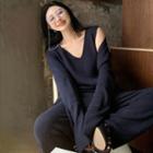 Sleeveless Top / Wide Leg Pants / Cardigan