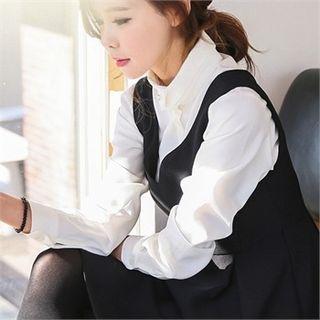 Faux-pearl Buttoned Blouse