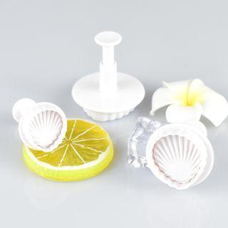 Set Of 3: Shell Plastic Cake Mold