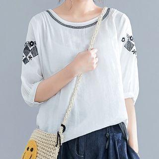 Short-sleeve Floral Embroidered Blouse As Shown In Figure - One Size
