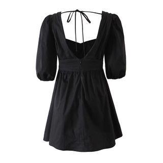 Plain Short Sleeve V-neck Open Back A-line Mini Dress