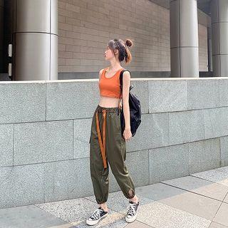 Cropped Tank Top / Buckled Cropped Cargo Pants