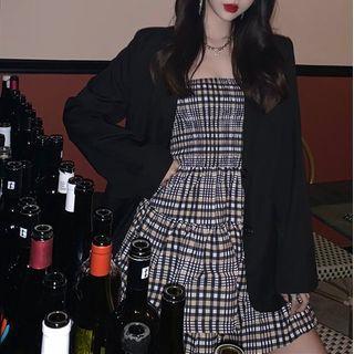 Plain Blazer / Strapless Plaid A-line Dress