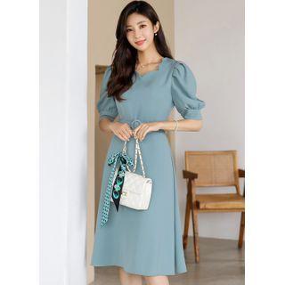 Sweetheart-neck Belted Midi Dress