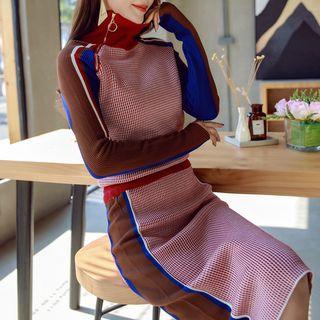 Set: Print Panel Side-zip Sweater + Midi Knit Pencil Skirt