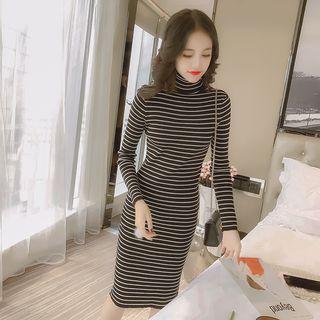 Striped Turtleneck Long Sleeve Midi Dress